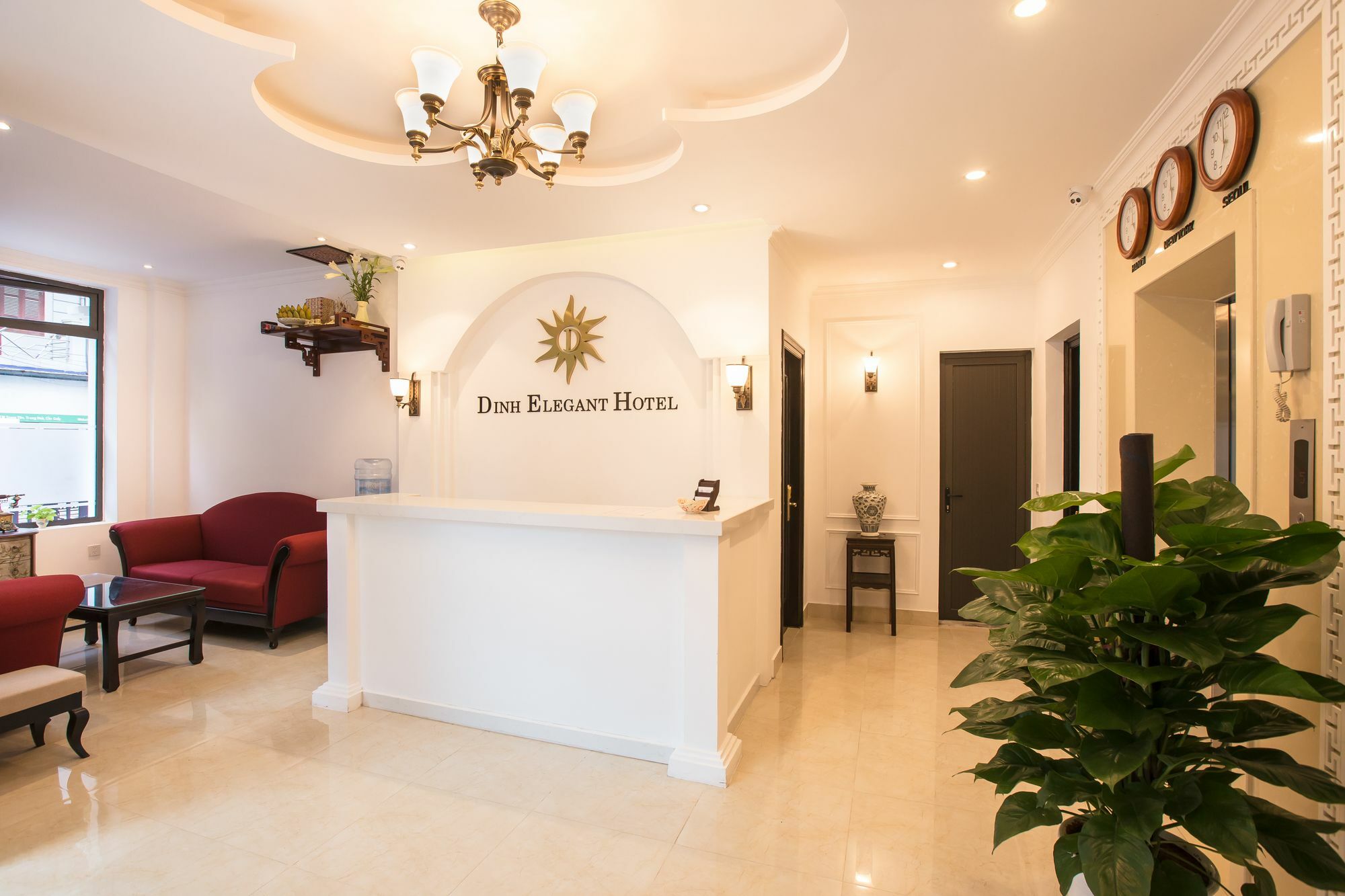 Dinh Elegant Hanoi Hotel Bagian luar foto