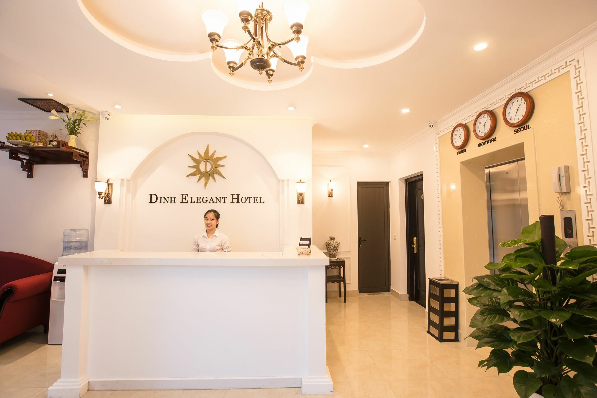 Dinh Elegant Hanoi Hotel Bagian luar foto
