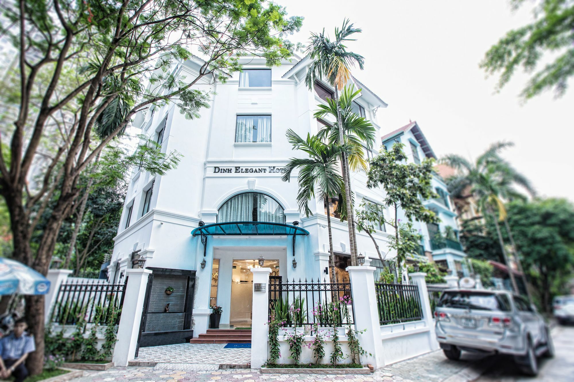 Dinh Elegant Hanoi Hotel Bagian luar foto